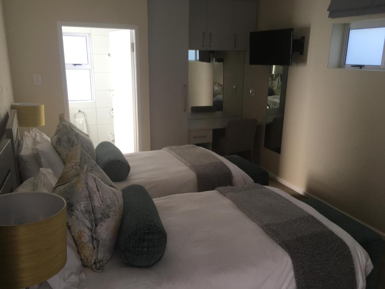 Gardenview Guest House Порт-Элизабет Экстерьер фото